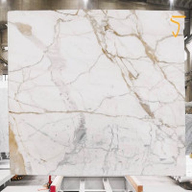 Calacatta Gold / Oro marble worktop slab