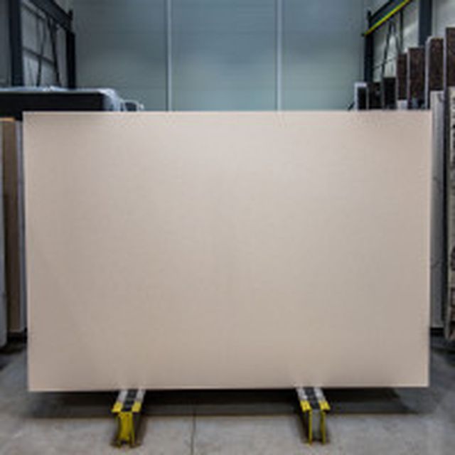 Cristal White quartz worktop slab